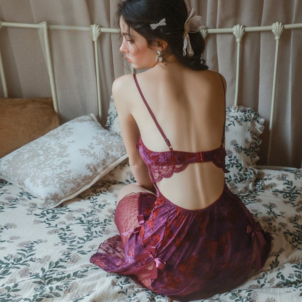 Scarlet Wings Nightdress Set