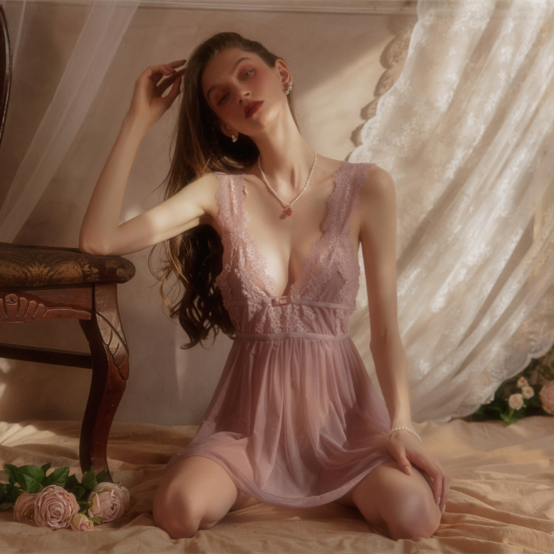 Lueur Blanche Nightdress & Thong Set