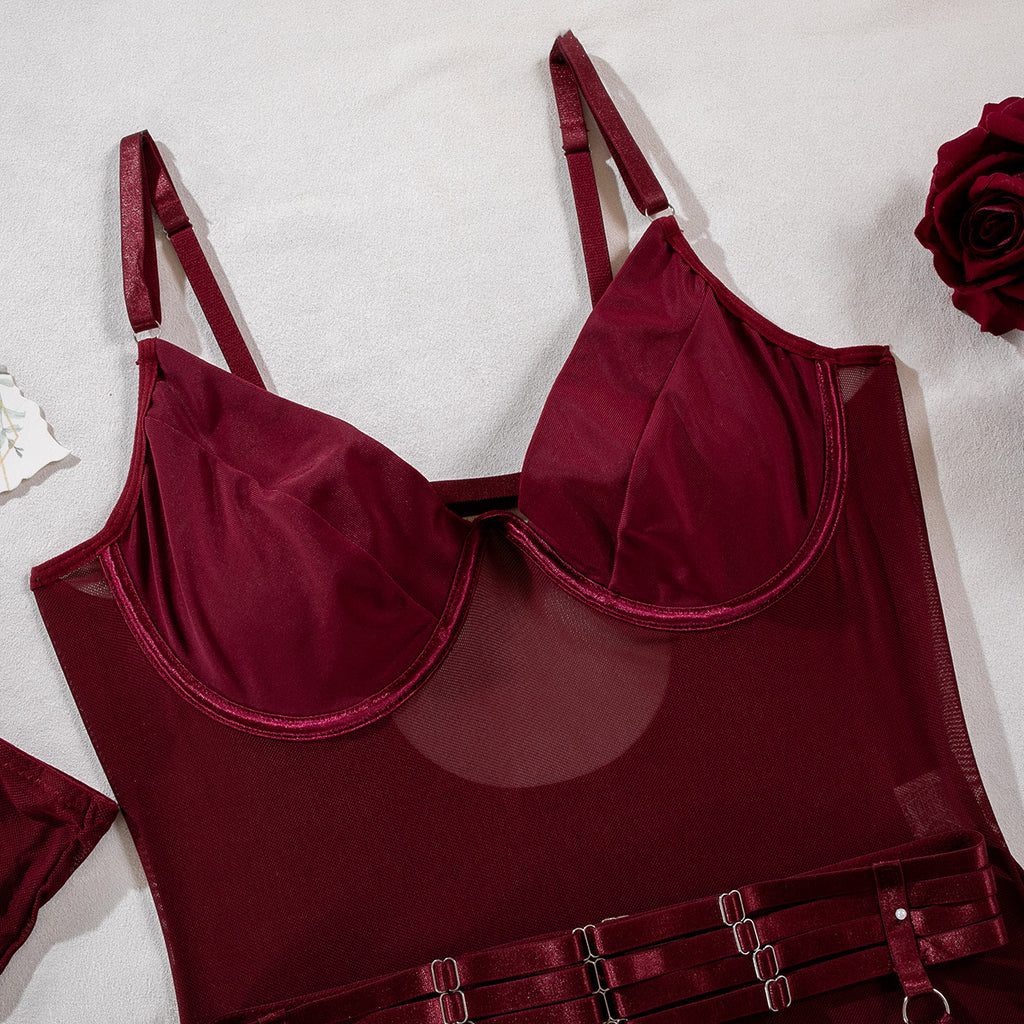 Noir Fièvre Garter Bodysuit Set